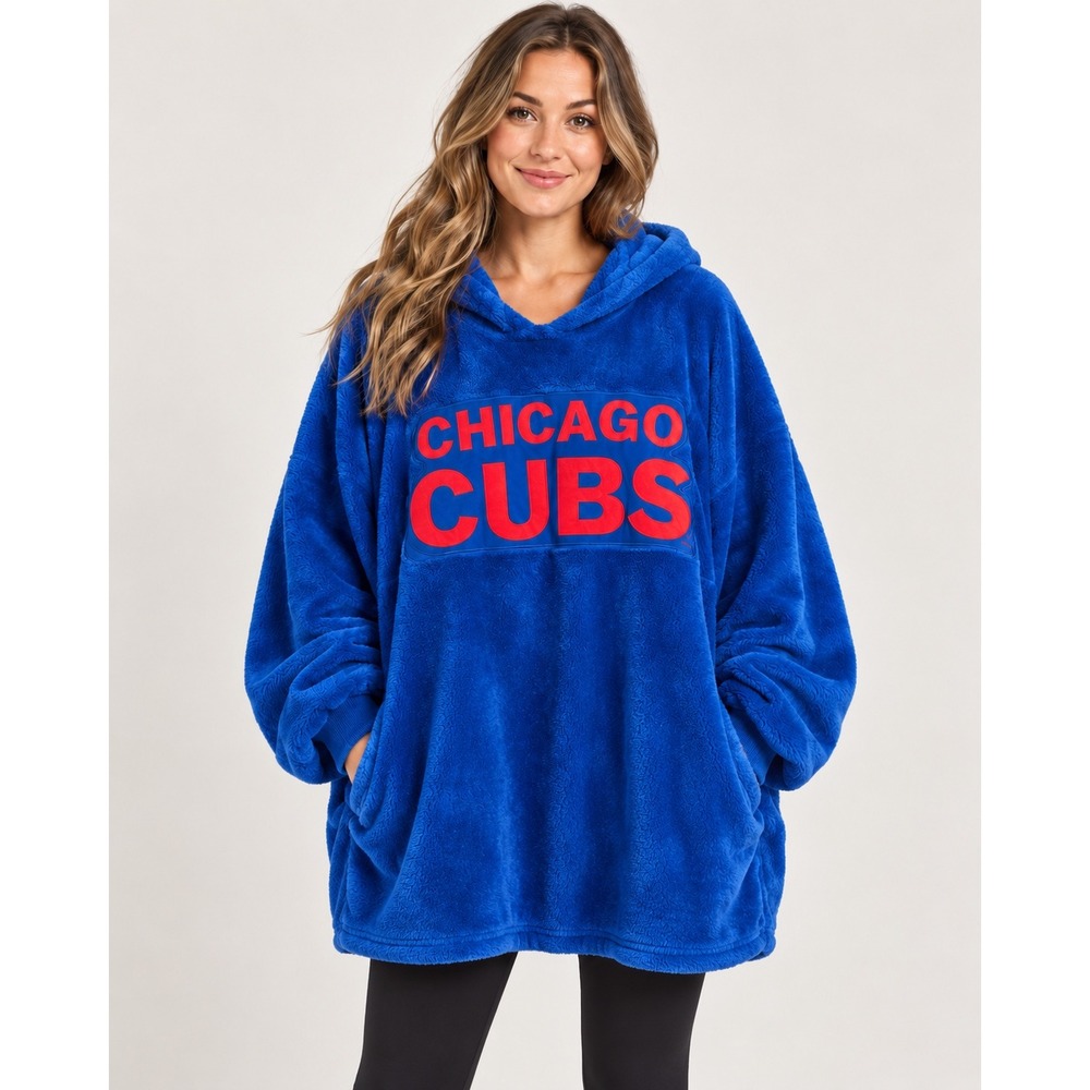 Chicago Cubs MLB Genuine Merchandise Plush Oversized Hooded Wearable Blanket OSz